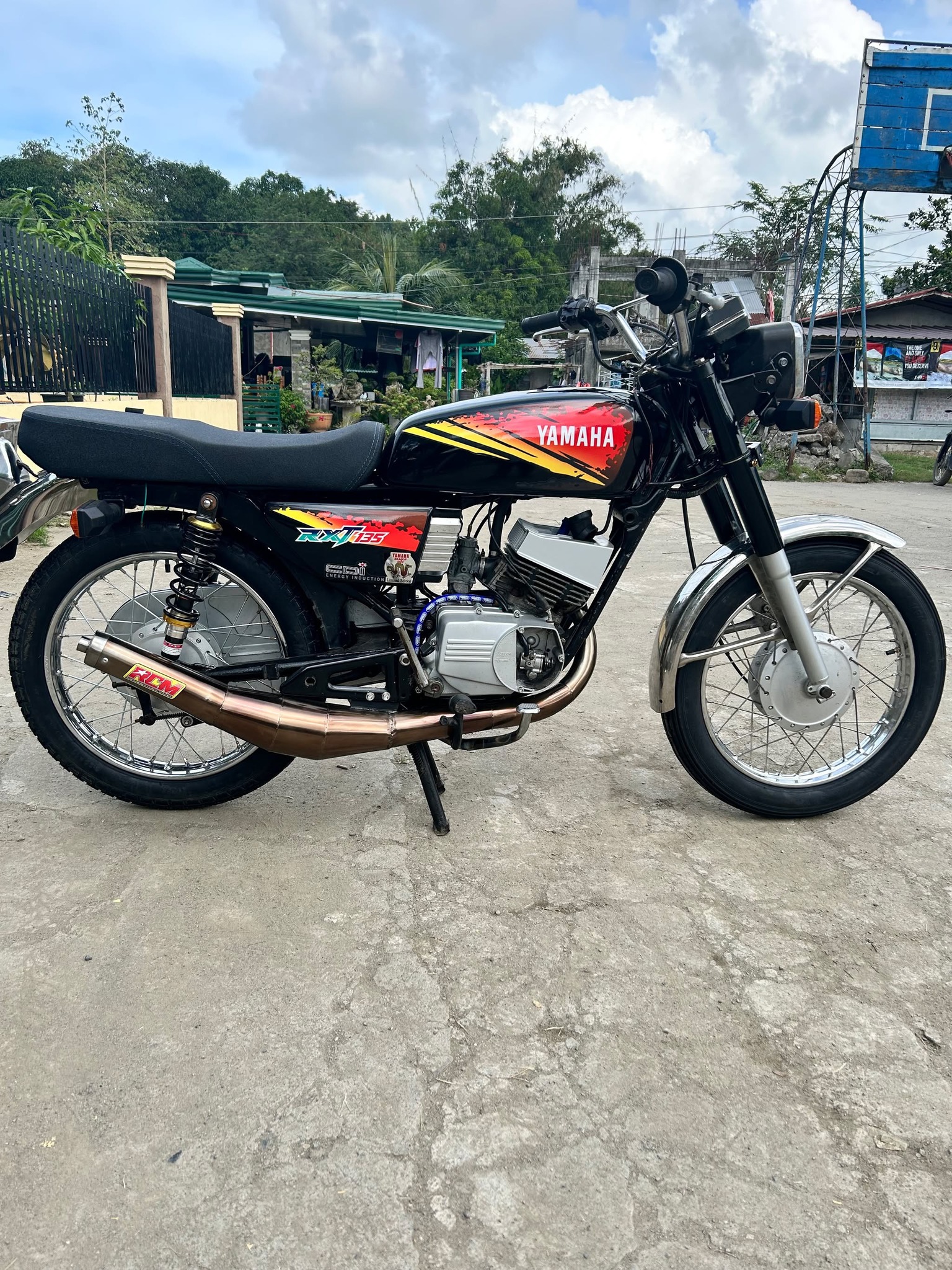Yamaha RXT 135 with RCM Exhaust